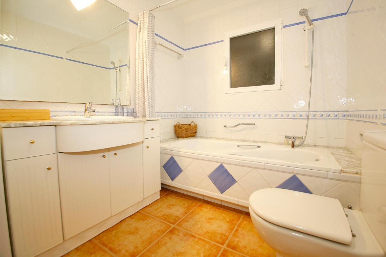 Sunny Apartment In Altea Near The Beach Bagian luar foto